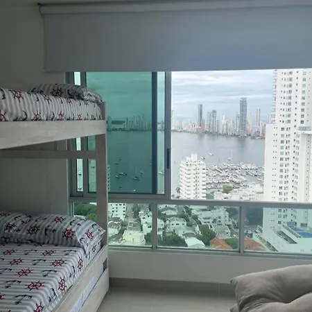Apartamenro En Manga Duplex, Aire Acondicionado Apartamento *